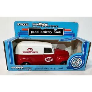 Vintage ERTL ‘50 Chevy Panel Delivery Bank IGA HOMETOWN PROUD NIB 1/25 Diecast